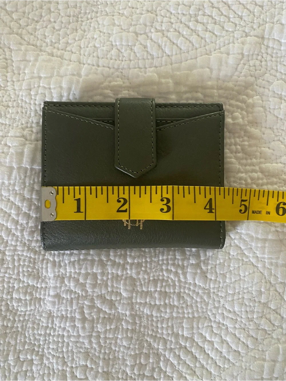 House of Harlow Green Wallet Like New